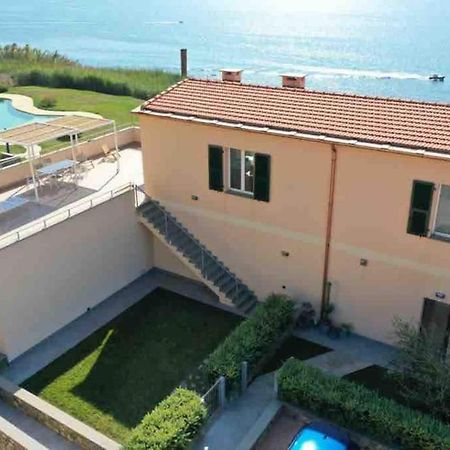Incanto sul mare con enorme terrazza e piscina Cervo Esterno foto