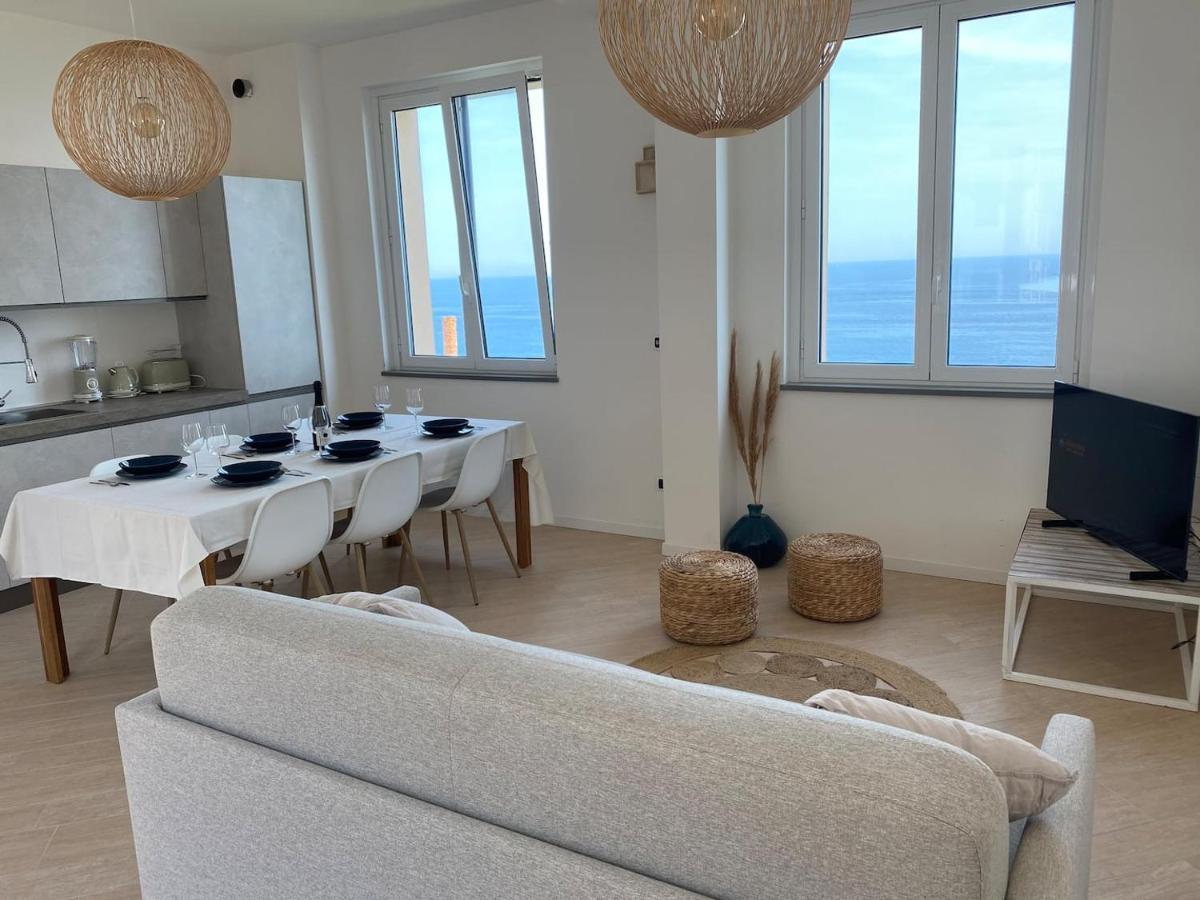 Incanto sul mare con enorme terrazza e piscina Cervo Esterno foto
